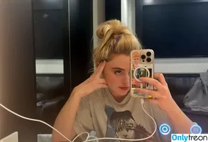 Kathrynton / kathrynnewton / katsoik23 nude photo #0925