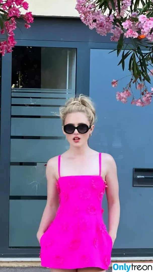 Kathrynton nude photo #0072 (kathrynnewton / katsoik23)