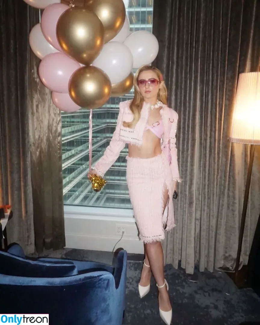 Kathrynton nude photo #0131 (kathrynnewton / katsoik23)