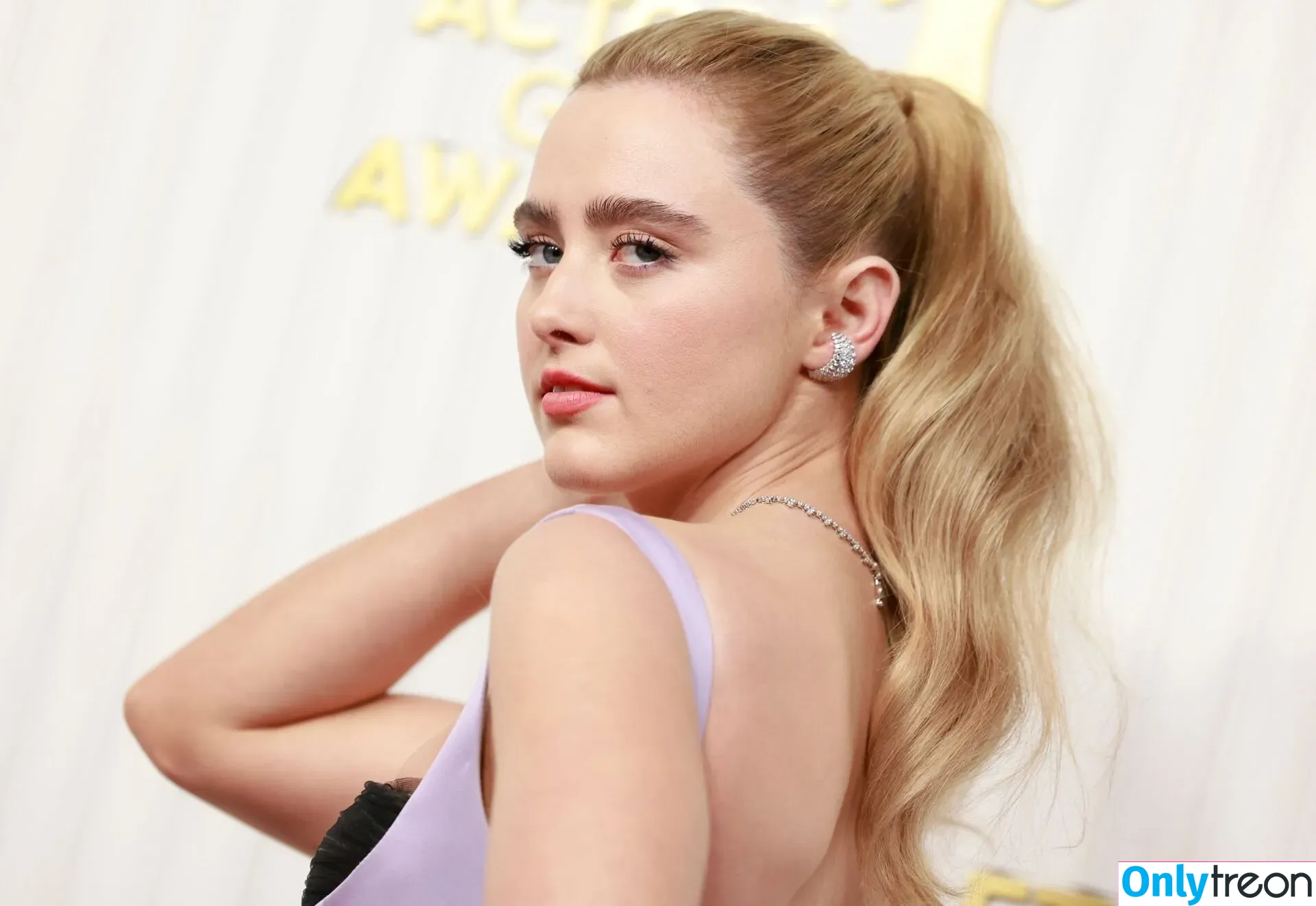 Kathrynton nude photo #0196 (kathrynnewton / katsoik23)