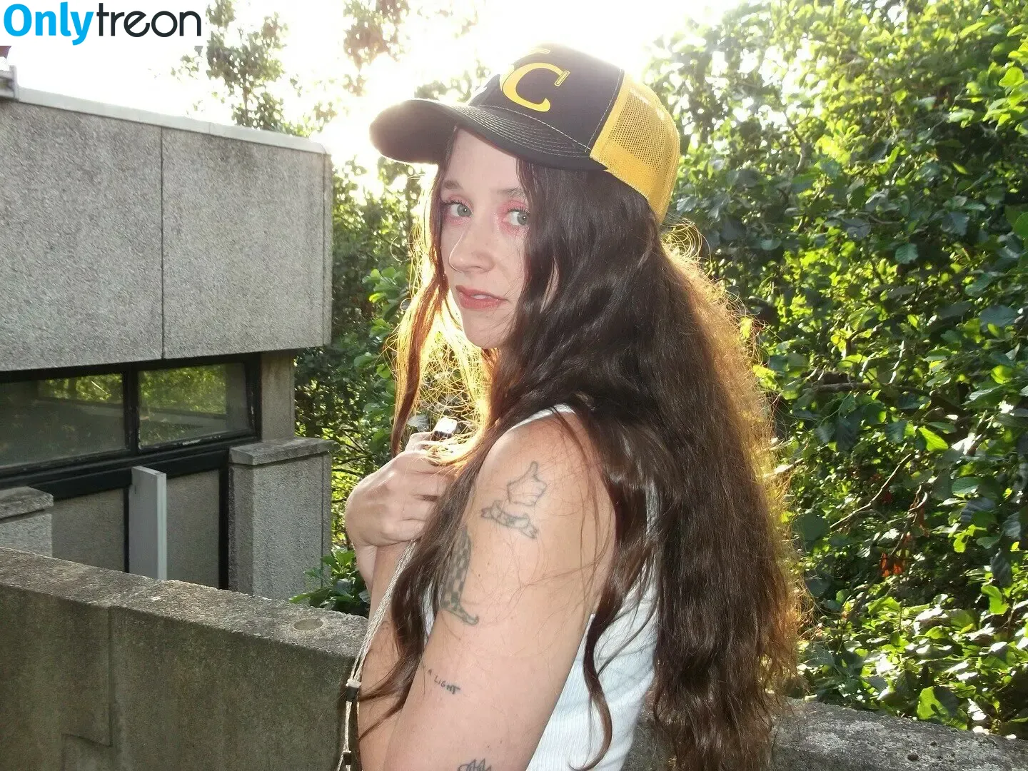 Katie Crutchfield nude photo #0011 (Waxahatchee / waxa_katie)