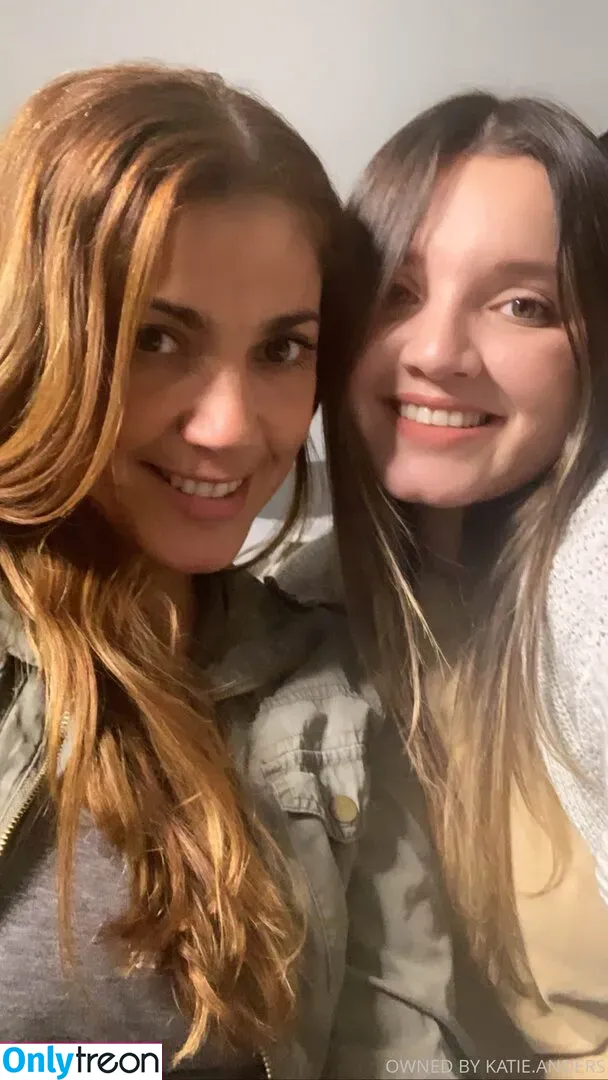 Katie & Rose Anders nude photo #0116 (katieanders12 / katieandrose)