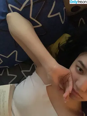 katiearucan / katearucan nude photo #0013