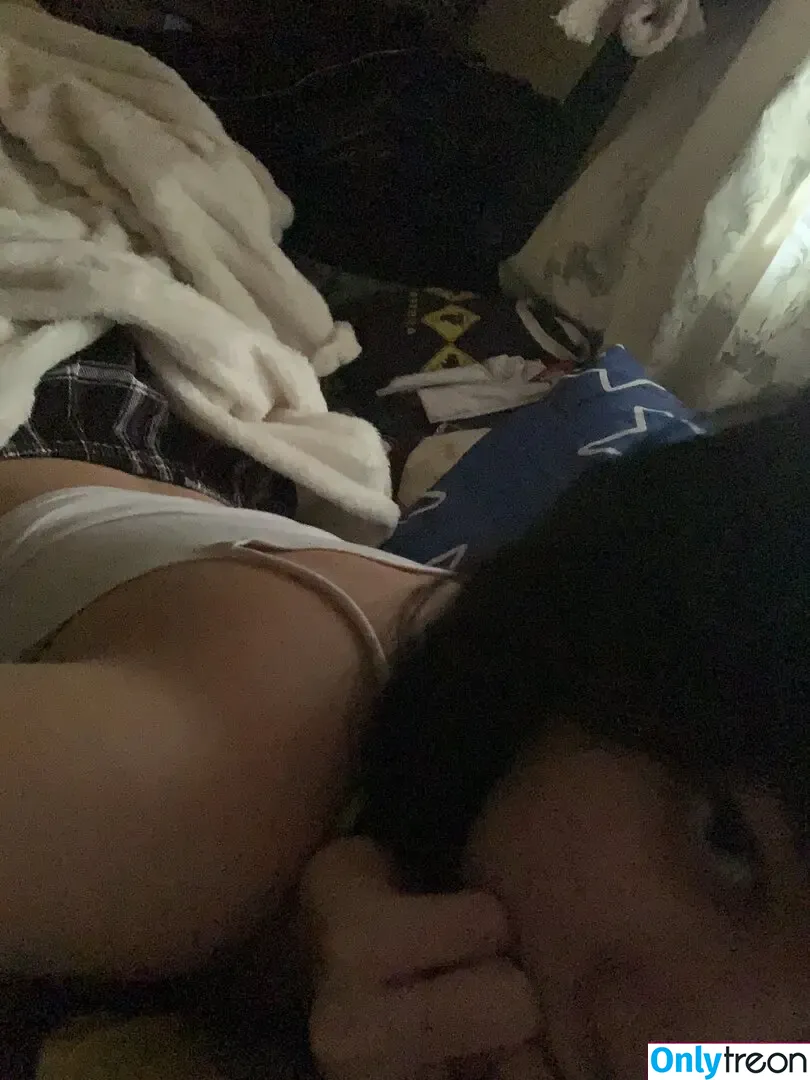 katiearucan nude photo #0016 (katearucan)