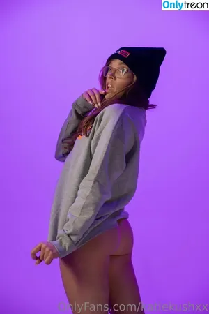  nude photo #0008