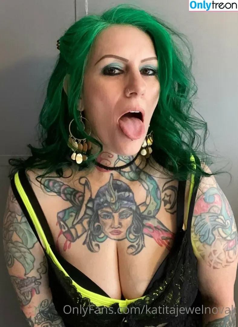 katitajewelnovak nude photo #0050 (isthatkatenovak)