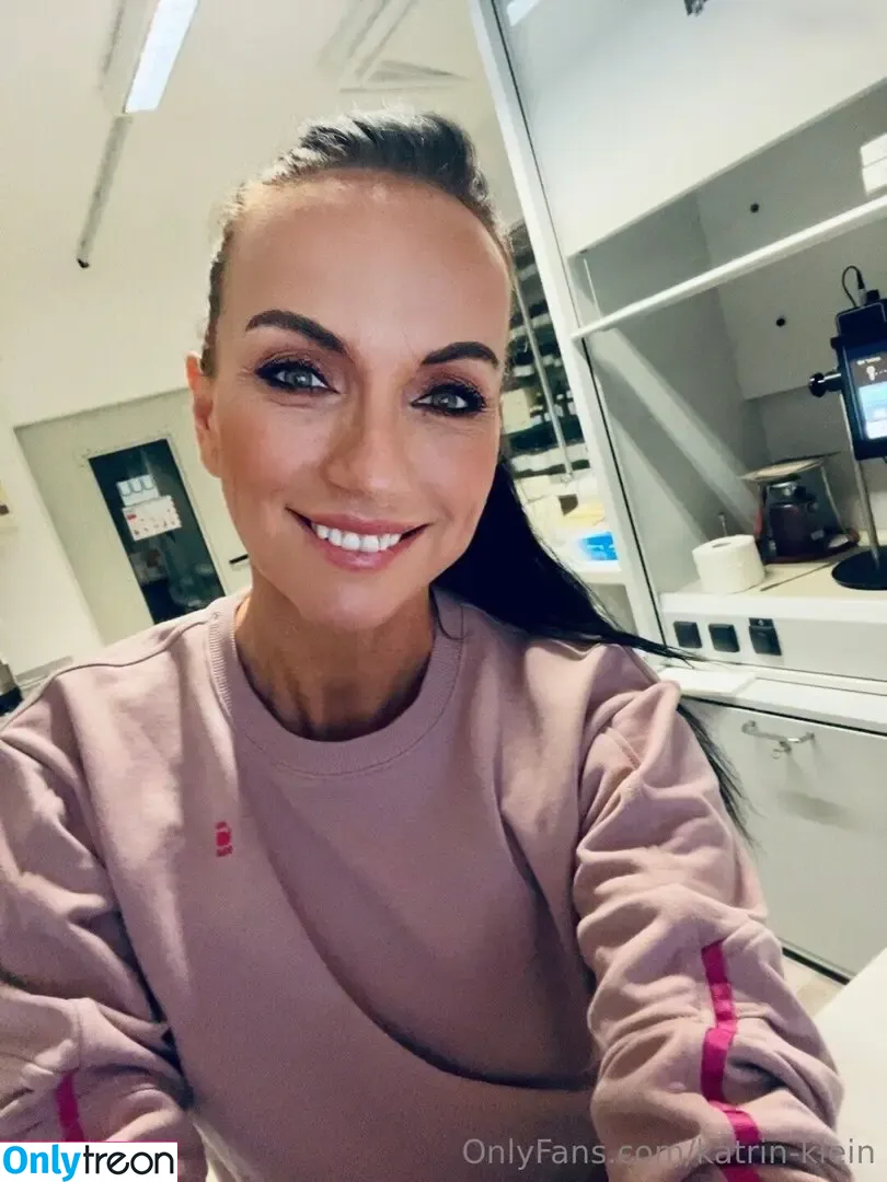 Katrin-Klein nude photo #0009 (katrinakleinmakeup)