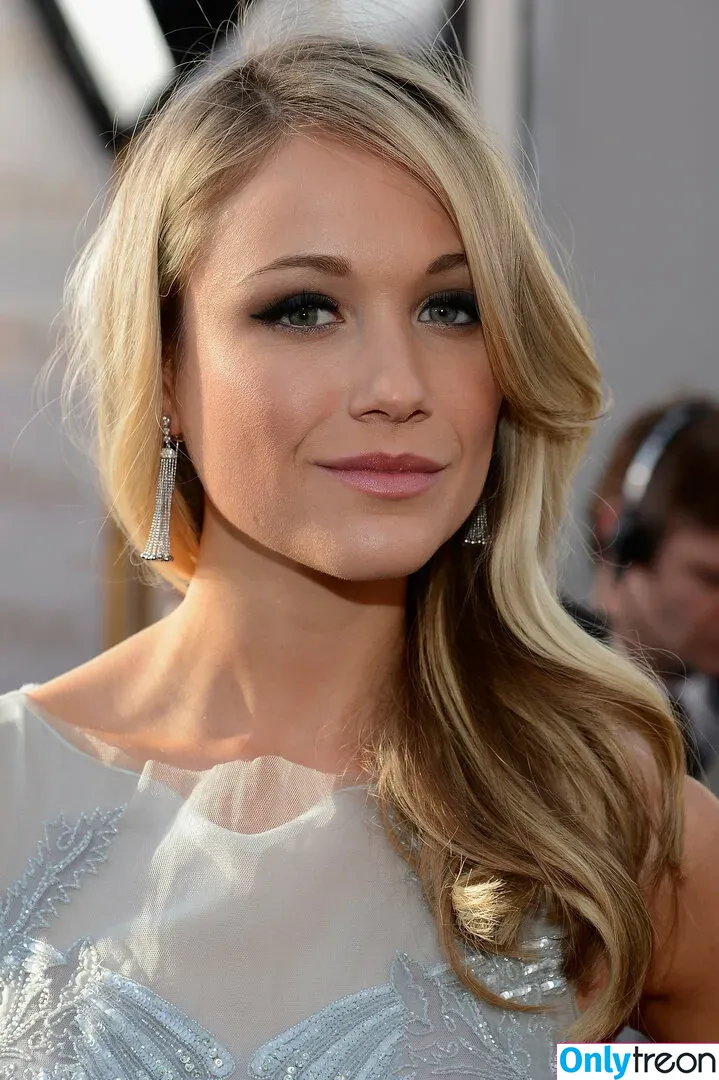 Katrina Bowden nude photo #0039 (katrinakbowden)
