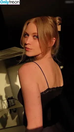  nude photo #0011