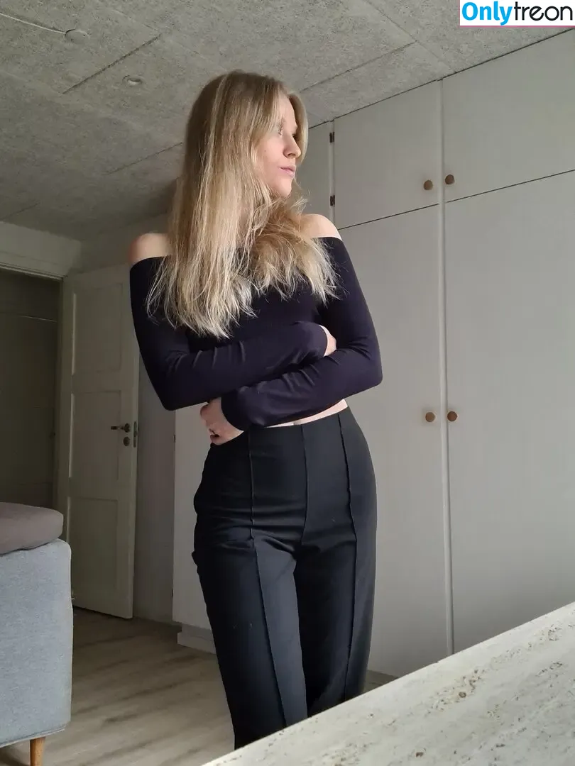 Katrine ASMR nude photo #0085 (Katrine ASMR)