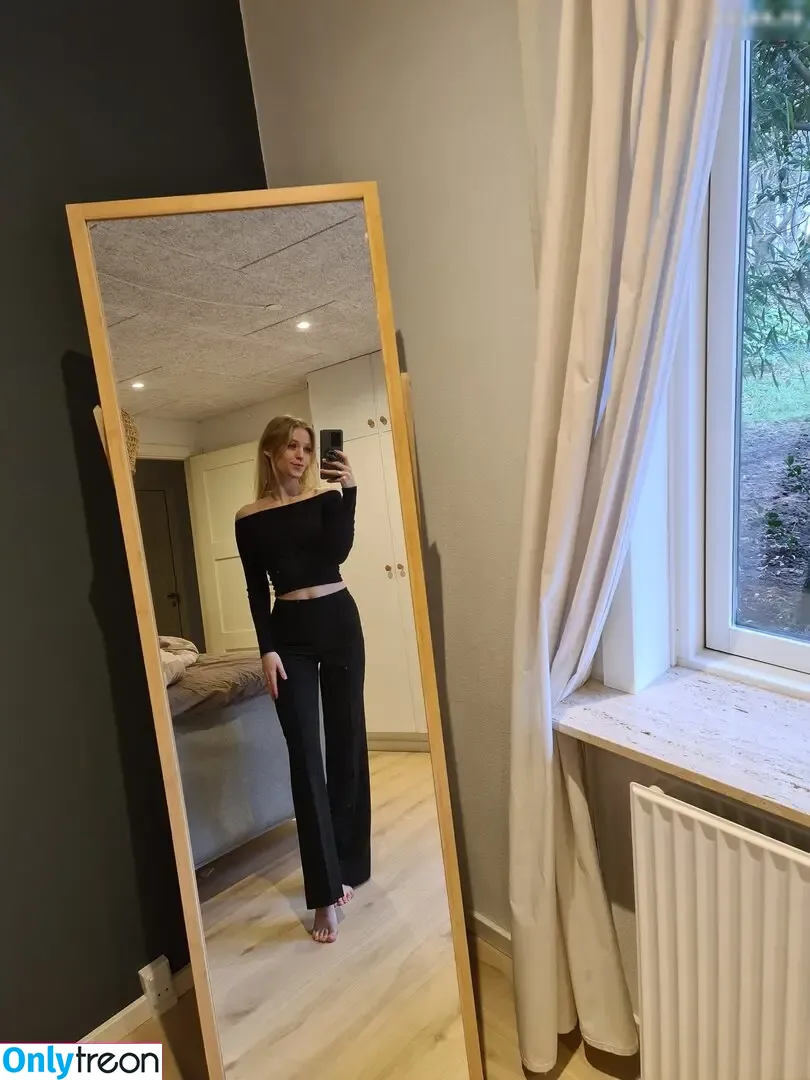 Katrine ASMR nude photo #0087 (Katrine ASMR)