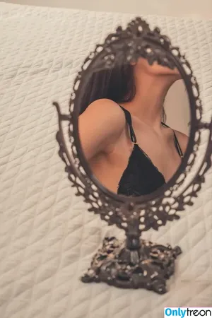  nude photo #0006