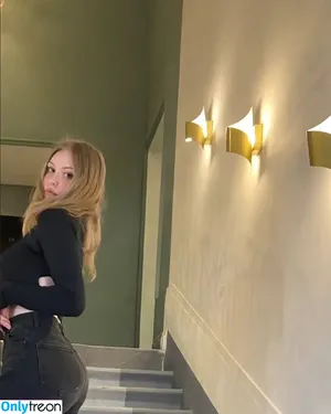 katrlvinaa / katlavinaa nude photo #0006