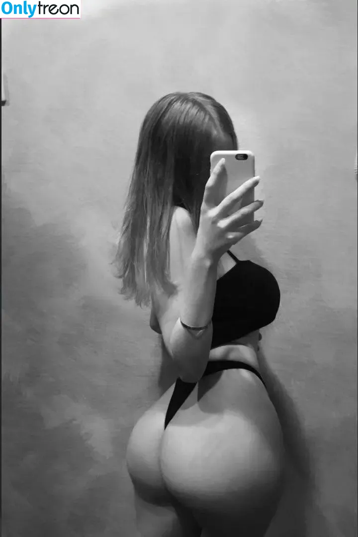 katrlvinaa nude photo #0060 (katlavinaa)