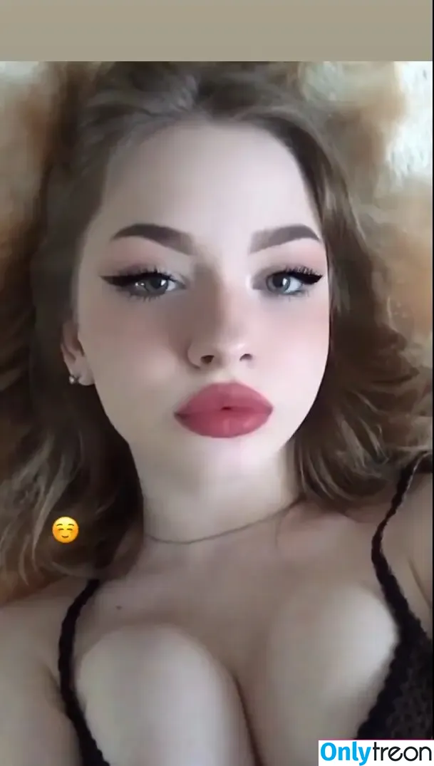 katrlvinaa nude photo #0087 (katlavinaa)