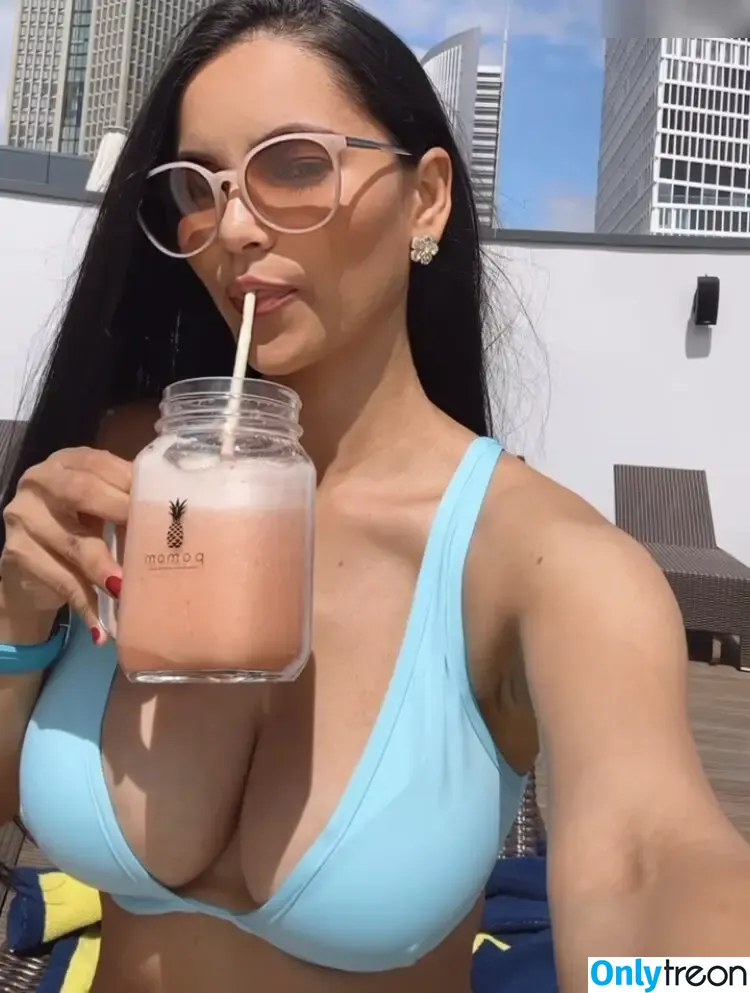 Kattia Vides nude photo #0088 (kattiavides)