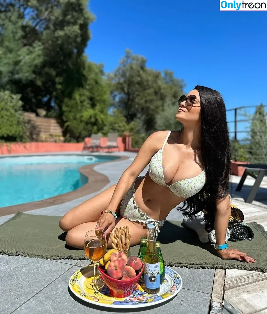 Kattia Vides nude photo #0121 (kattiavides)