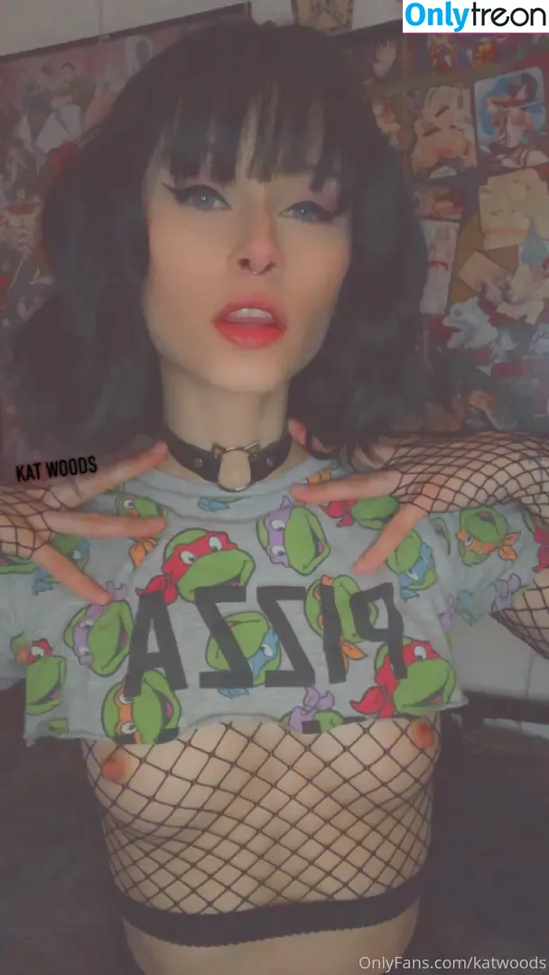 KatWoods nude photo #0126 (Katsstoned)