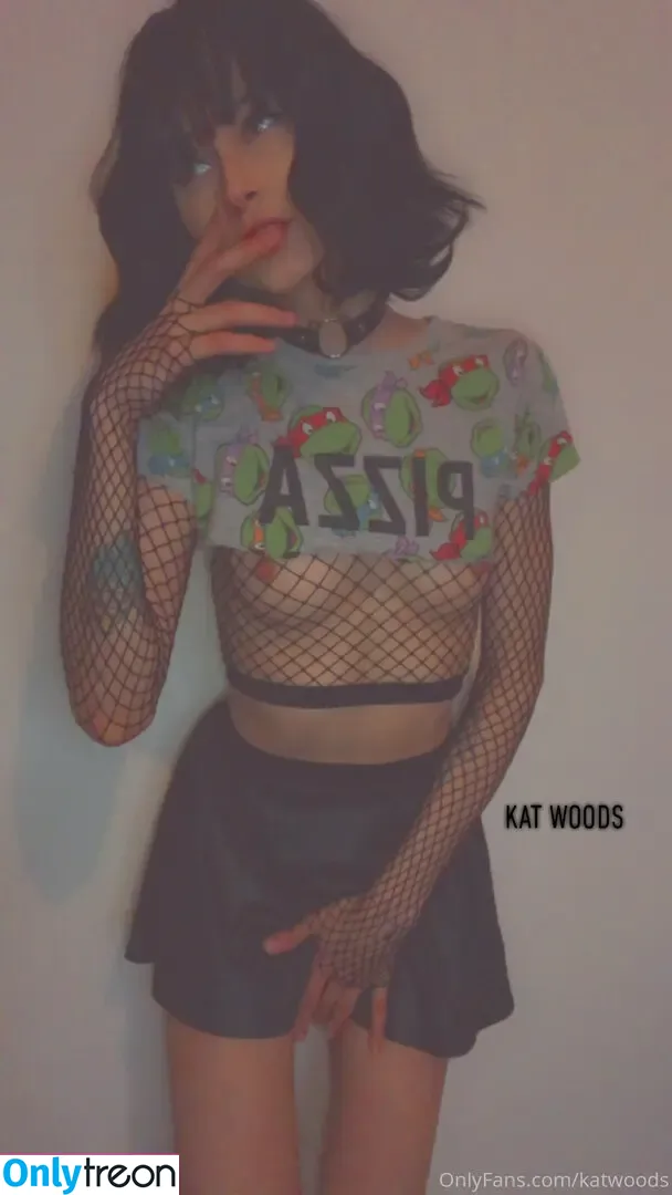 KatWoods nude photo #0164 (Katsstoned)