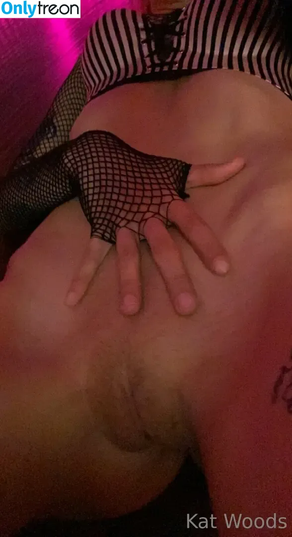 KatWoods nude photo #0523 (Katsstoned)