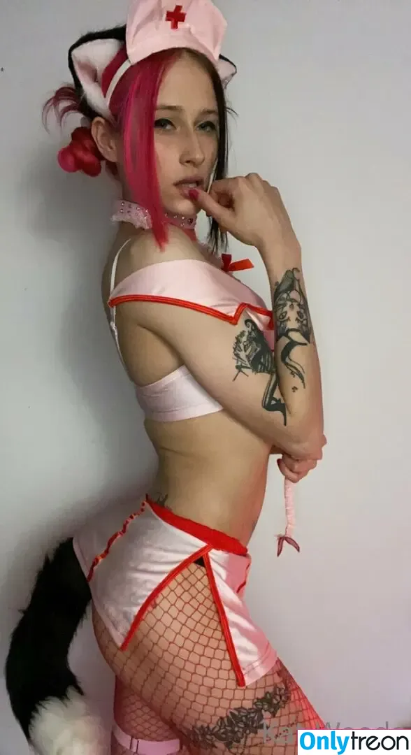 KatWoods nude photo #0620 (Katsstoned)