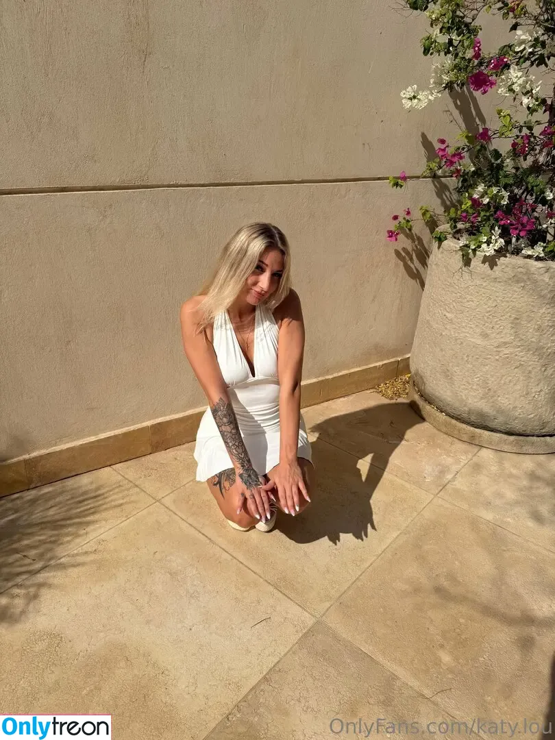 Katy Lou nude photo #0083 (katy.lou / xkatyloux)