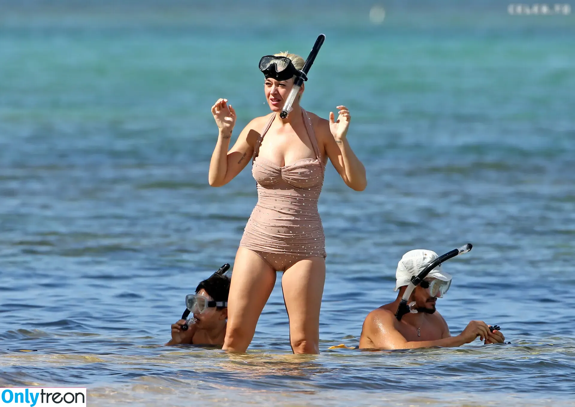 Katy Perry nude photo #3463 (katyperry)