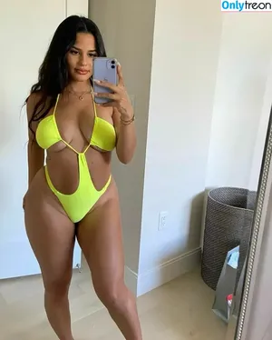 Katya Elise Henry / katyaelisehenry / katyaelisehenrysworld nude photo #0027