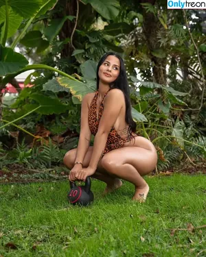 Katya Elise Henry / katyaelisehenry / katyaelisehenrysworld nude photo #0043