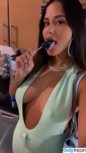 Katya Elise Henry / katyaelisehenry / katyaelisehenrysworld nude photo #0051