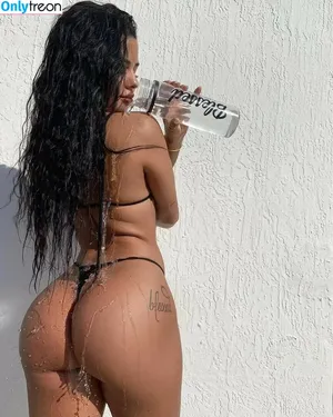 Katya Elise Henry / katyaelisehenry / katyaelisehenrysworld nude photo #0310
