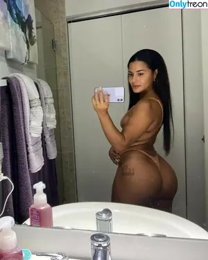 Katya Elise Henry / katyaelisehenry / katyaelisehenrysworld nude photo #0335