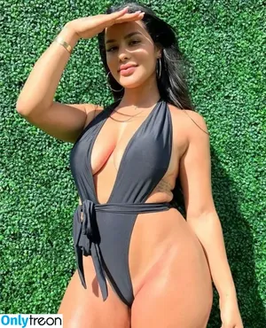 Katya Elise Henry / katyaelisehenry / katyaelisehenrysworld nude photo #0418