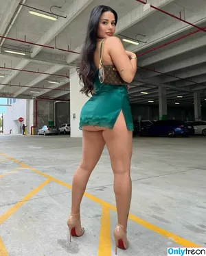Katya Elise Henry / katyaelisehenry / katyaelisehenrysworld nude photo #0427