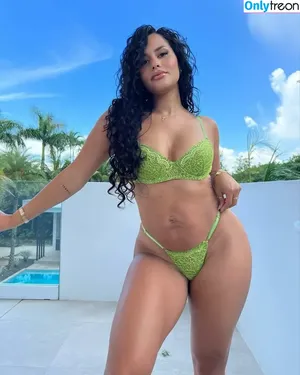 Katya Elise Henry / katyaelisehenry / katyaelisehenrysworld nude photo #0490