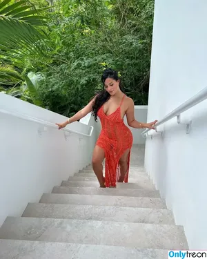 Katya Elise Henry / katyaelisehenry / katyaelisehenrysworld nude photo #0497