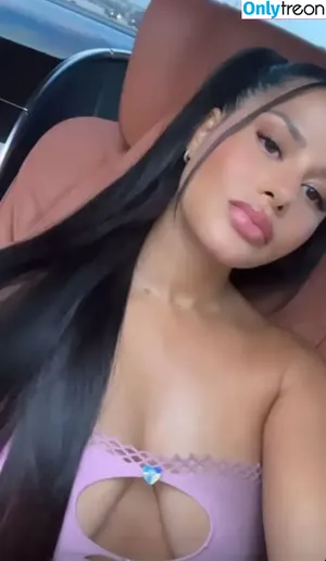 Katya Elise Henry / katyaelisehenry / katyaelisehenrysworld nude photo #0549