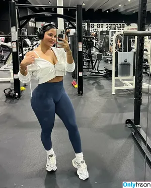 Katya Elise Henry / katyaelisehenry / katyaelisehenrysworld nude photo #0573