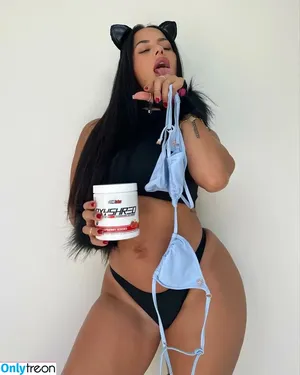 Katya Elise Henry / katyaelisehenry / katyaelisehenrysworld nude photo #0605