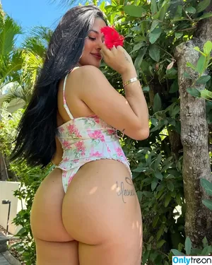 Katya Elise Henry / katyaelisehenry / katyaelisehenrysworld nude photo #0693