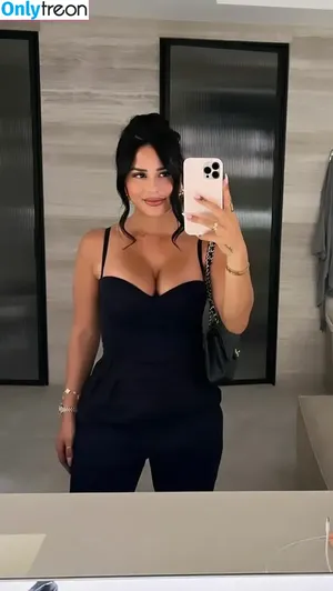 Katya Elise Henry / katyaelisehenry / katyaelisehenrysworld nude photo #0726