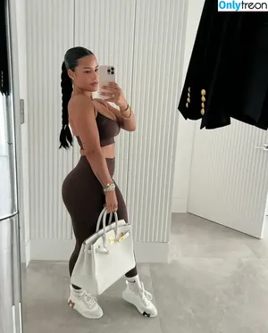 Katya Elise Henry / katyaelisehenry / katyaelisehenrysworld nude photo #0738
