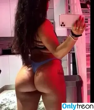Katya Elise Henry / katyaelisehenry / katyaelisehenrysworld nude photo #0775