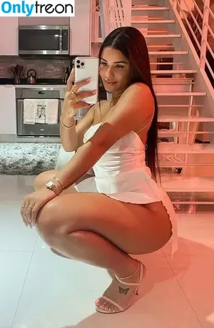 Katya Elise Henry / katyaelisehenry / katyaelisehenrysworld nude photo #0782