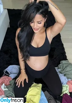 Katya Elise Henry / katyaelisehenry / katyaelisehenrysworld nude photo #0848