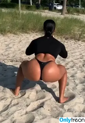 Katya Elise Henry / katyaelisehenry / katyaelisehenrysworld nude photo #0910