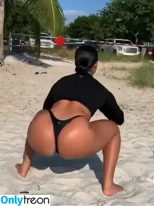 Katya Elise Henry / katyaelisehenry / katyaelisehenrysworld nude photo #0912