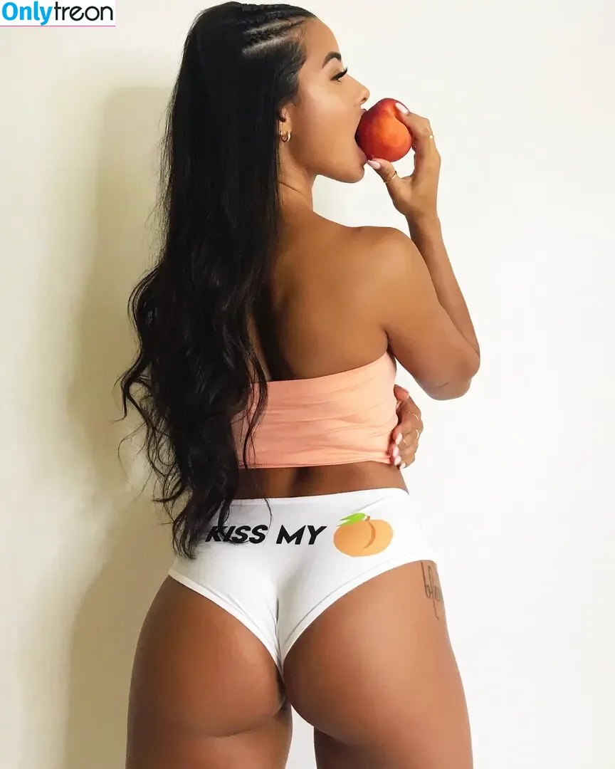 Katya Elise Henry nude photo #0151 (katyaelisehenry / katyaelisehenrysworld)