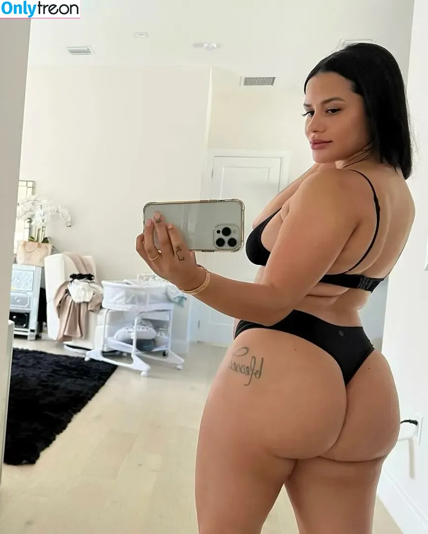 Katya Elise Henry nude photo #0382 (katyaelisehenry / katyaelisehenrysworld)