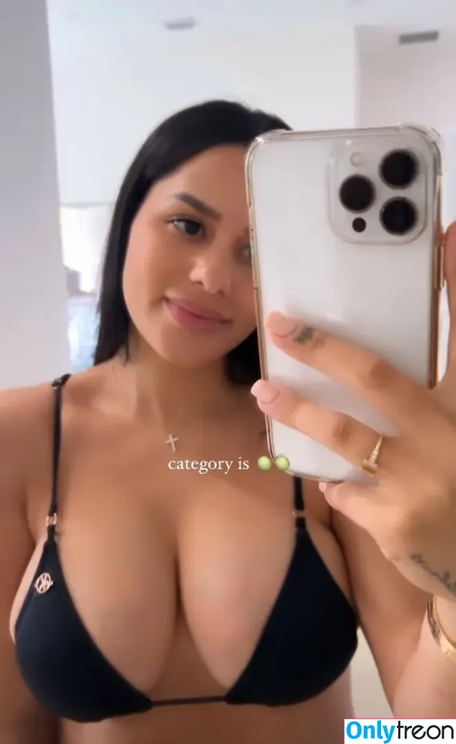Katya Elise Henry nude photo #0386 (katyaelisehenry / katyaelisehenrysworld)